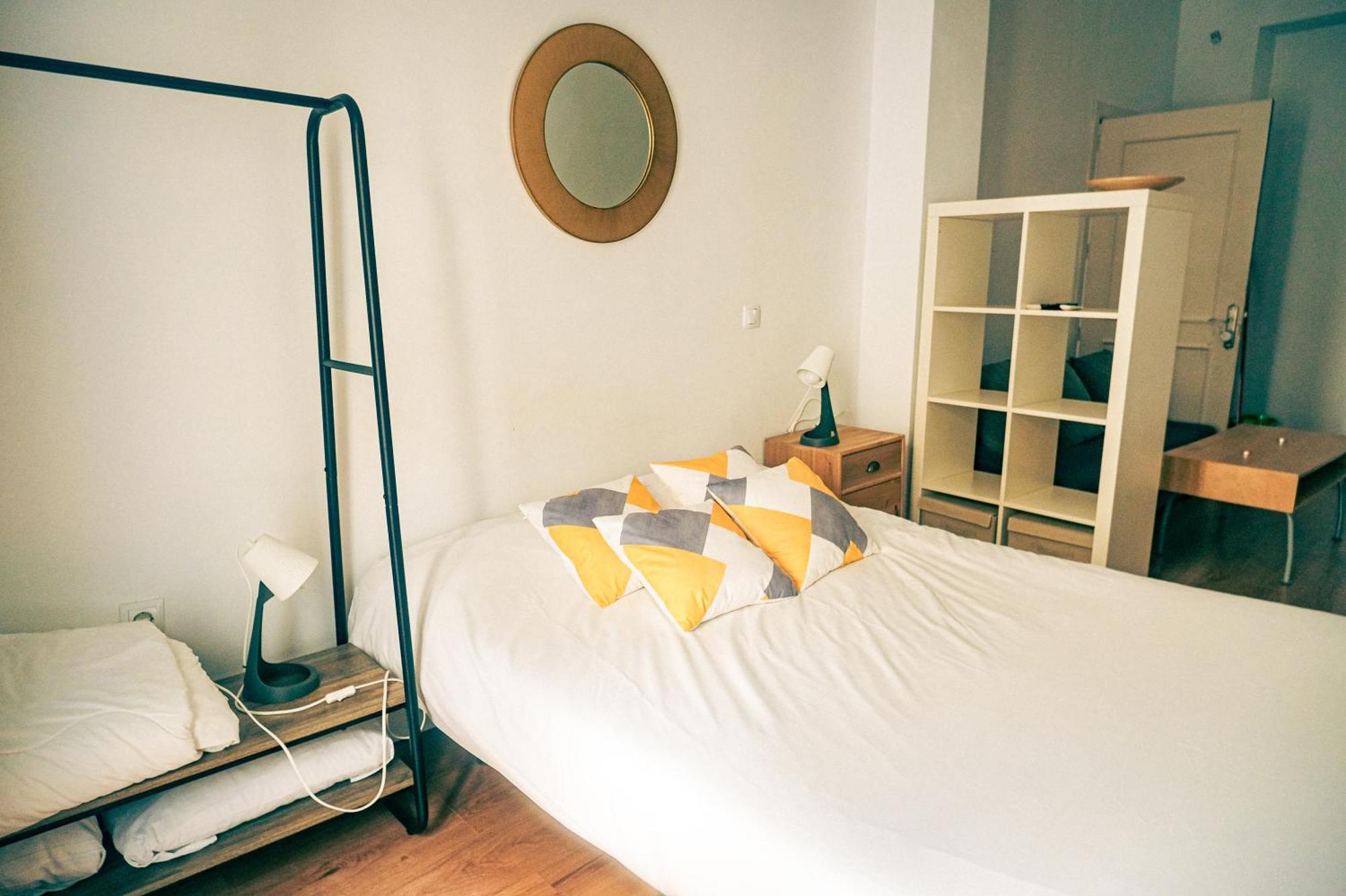 Apartamentos San Roque Севиля Екстериор снимка