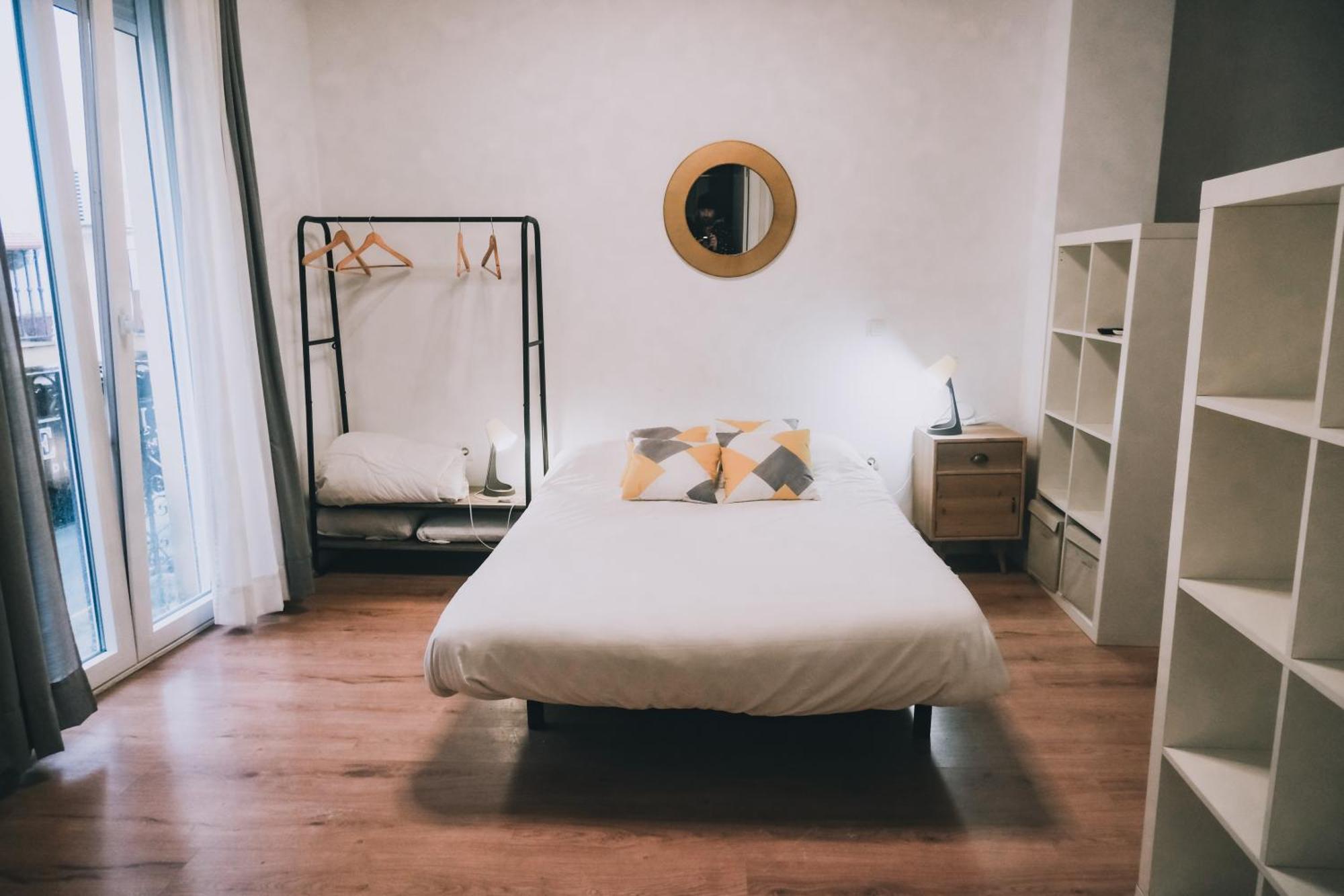 Apartamentos San Roque Севиля Екстериор снимка